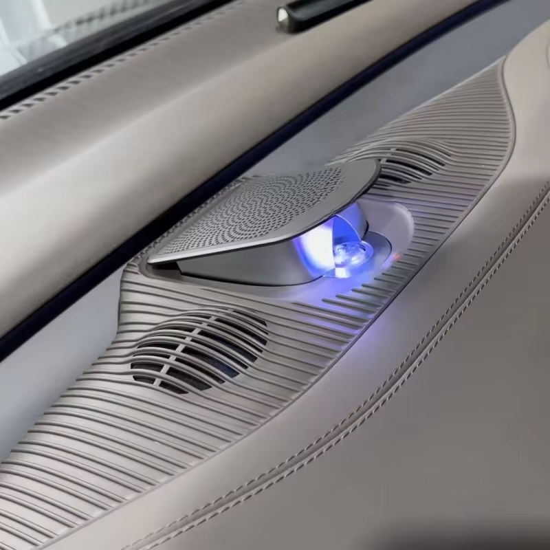 Altavoz con luz ambiental y el - Car Accessories Light reseña y precio
